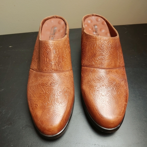 Walking Cradles caden tooled leather slip …
